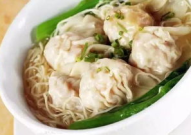 外国小姐姐吃云吞面包,外国小姐姐的云吞面包美食之旅